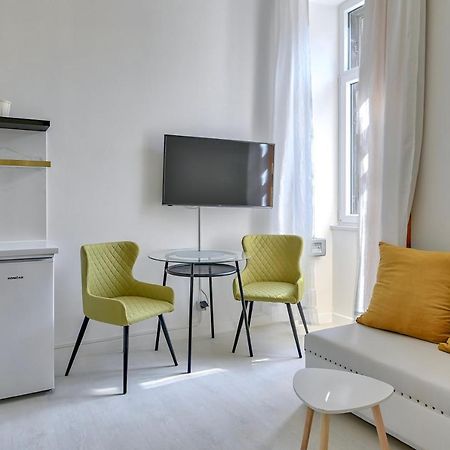 Ferienwohnung Collins Amethyst Center Pula Exterior foto