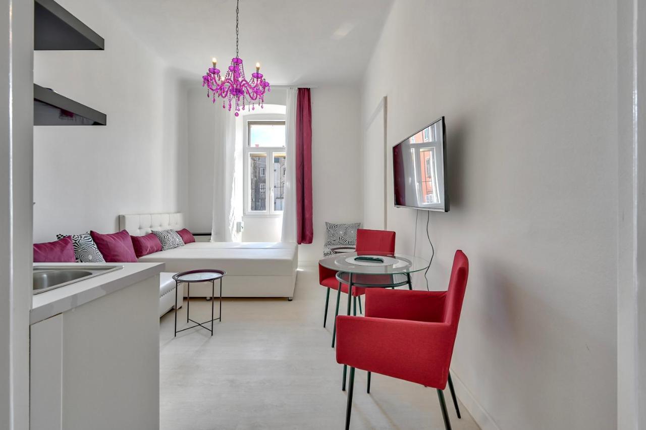 Ferienwohnung Collins Amethyst Center Pula Exterior foto